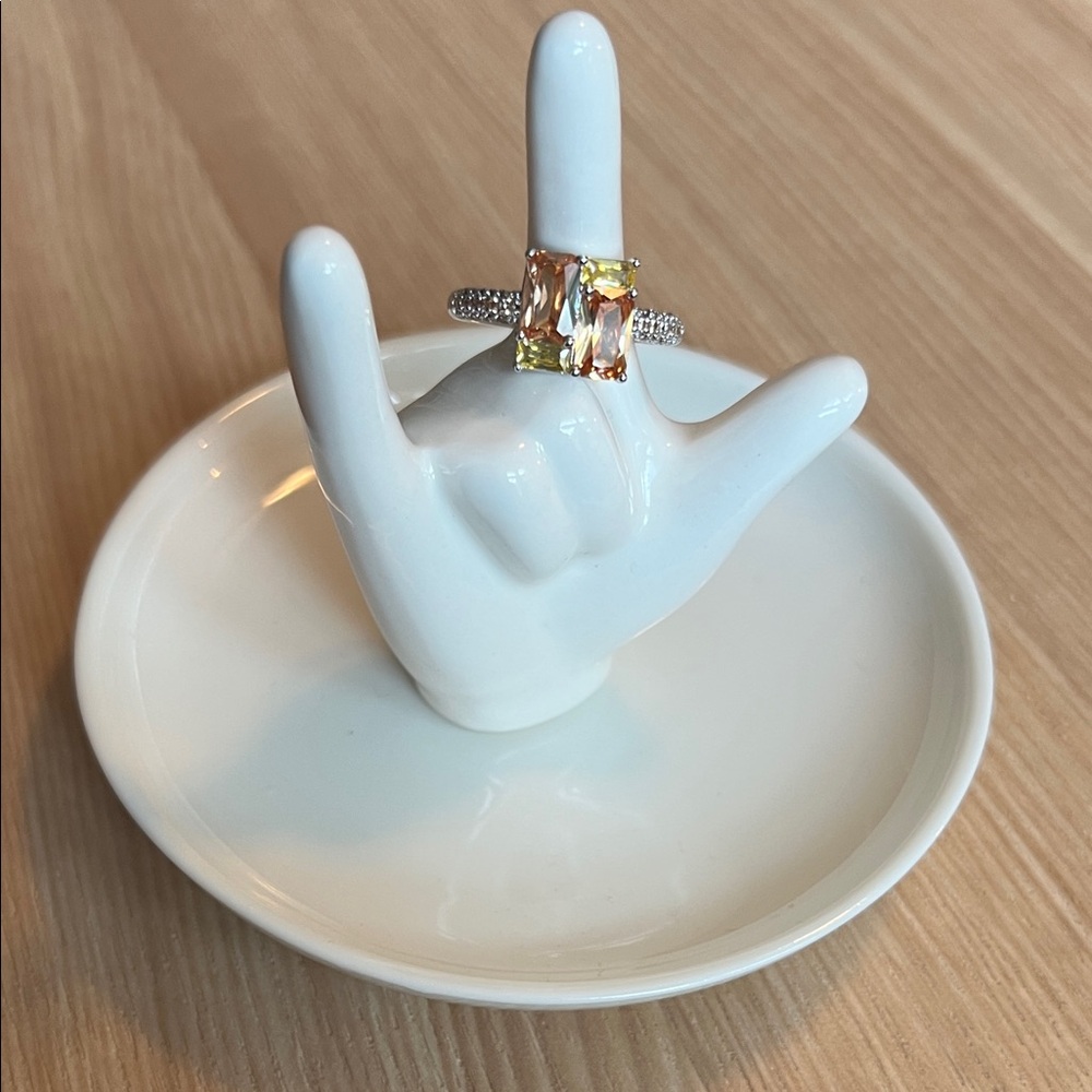Bomb Party Ring - Sweet Lady Love - Size 9